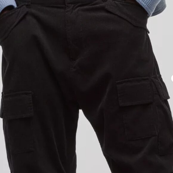 Mode of One Men Regular Fit Cotton Tapered Cargo Pant Deep Black Size 36 - Picture 2 of 12